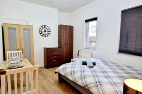 Lovely Studio- Aldgate East Stn